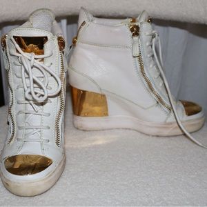 giuseppe zanotti gold & white shoes